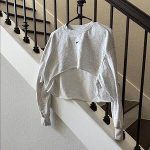 Nike Women's  Lt Grey Cropped Sweatshirt